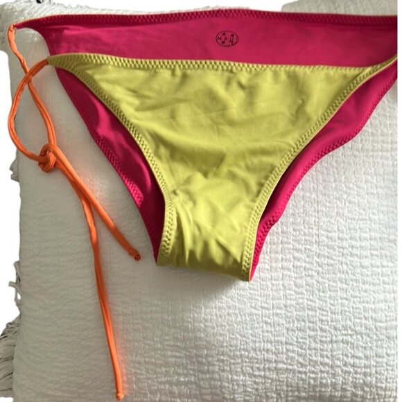 New ColorBlock Reversible Bikini Bottom - Size L | Maui & Sons Side-Tie Hipster - Picture 4 of 14